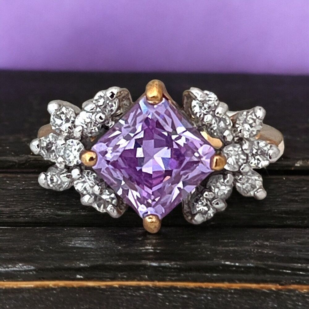Vintage 1980s Lavender CZ Ring Size 6 Princess Cut 14KTGE Gold - 14F
